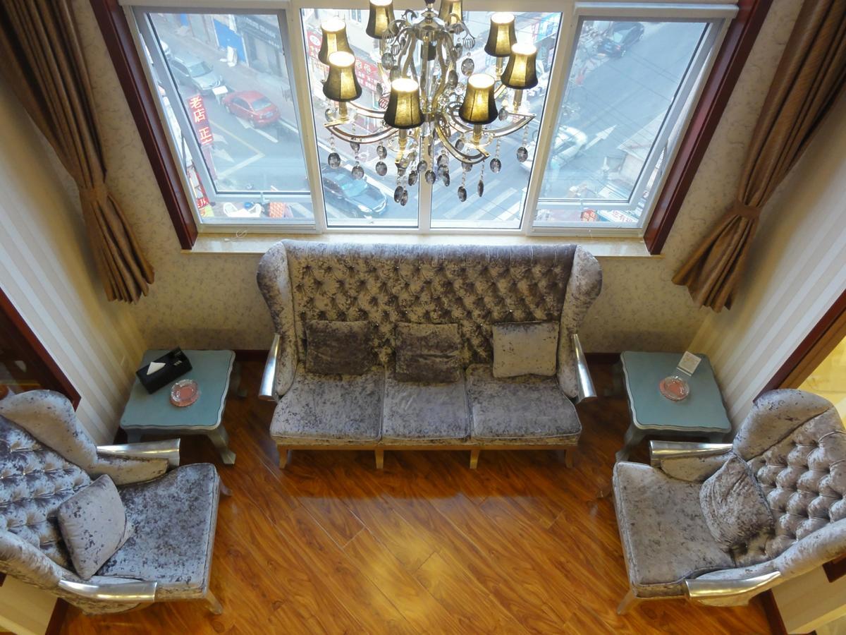 Hua Qi Kaiserdom Hotel Zhongshan Road St Michael'S Cathedral And Zhanqiao Pier Qingdao Extérieur photo